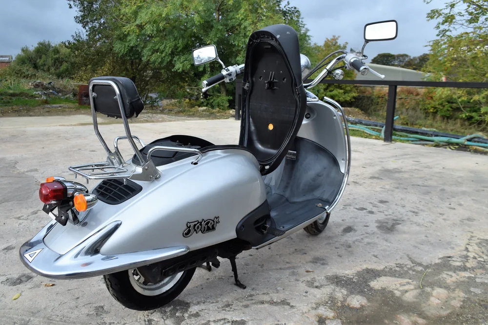 HONDA 　JOKER　50cc　シルバー 1999 Honda Joker 50 with 3 Kilometers – Iconic Motorbike Auctions